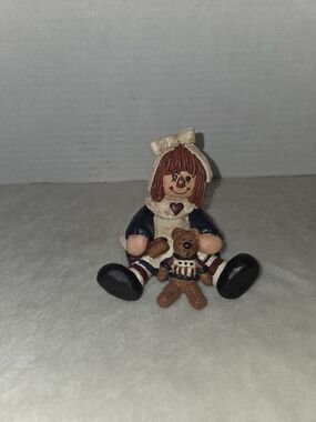 Vintage 1998 Blossom Bucket Raggedy Ann Clay Figurine Sitting Fall Harvest Decor
